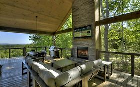 4 Dancing Bears- Mtn Views Hot Tub Custom Design